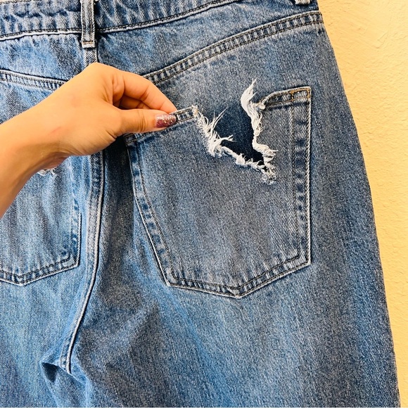 Topshop Mom Jean Blue Wash Distressed Back Pockets W32 / L34 - Picture 8 of 10